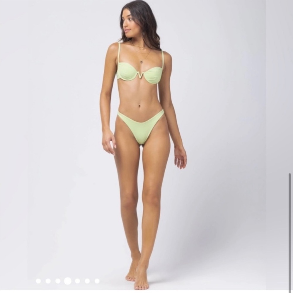 L*SPACE | NWT Nico Bikini Top in Martini Medium - Picture 5 of 11